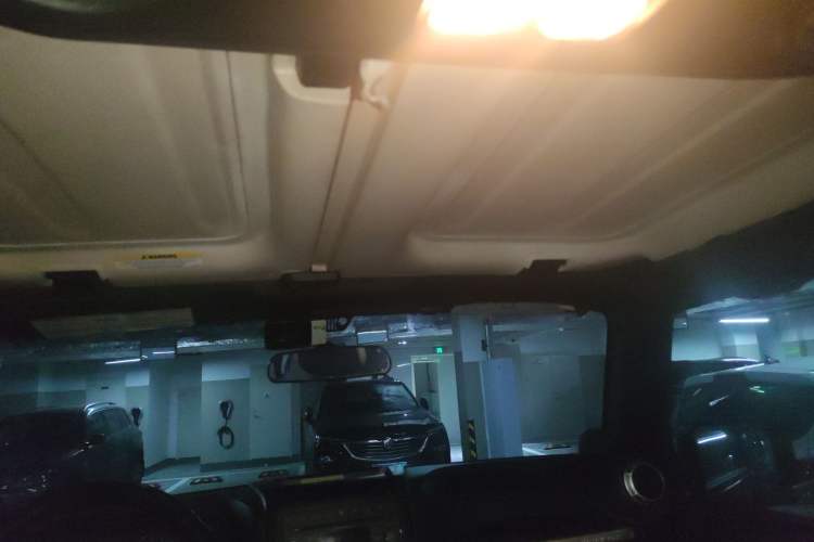 Used Jeep Wrangler 2011 3.8L Sahara Four-Door Edition Headliner