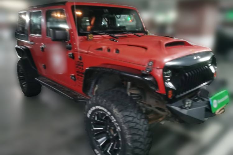 Used Jeep Wrangler 2011 3.8L Sahara Four-Door Edition Front Right 45 Deg