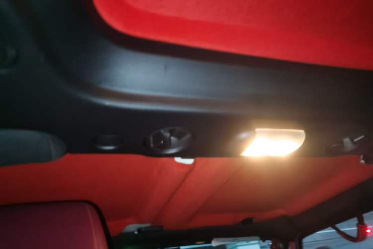 Used Jeep Wrangler 2011 3.8L Sahara Four-Door Edition Headliner
