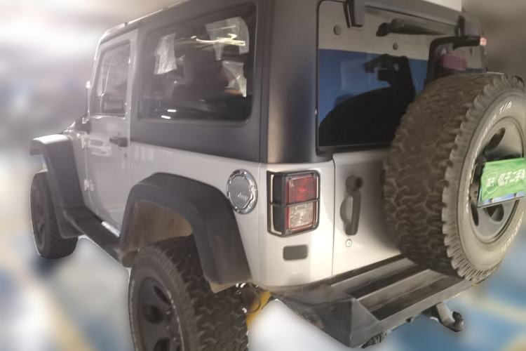 Used Jeep Wrangler 2011 3.8L Rubicon two-door version Rear Left 45 Deg