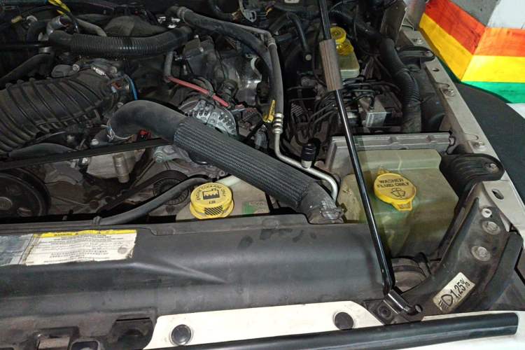Used Jeep Wrangler 2011 3.8L Rubicon two-door version Engine Bay Left