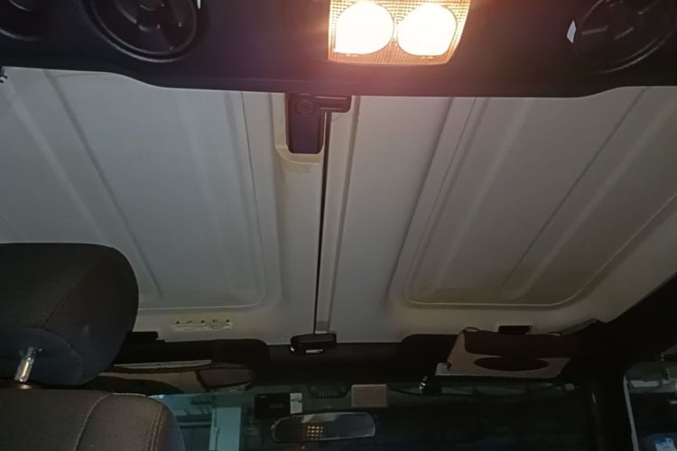 Used Jeep Wrangler 2011 3.8L Rubicon two-door version Headliner