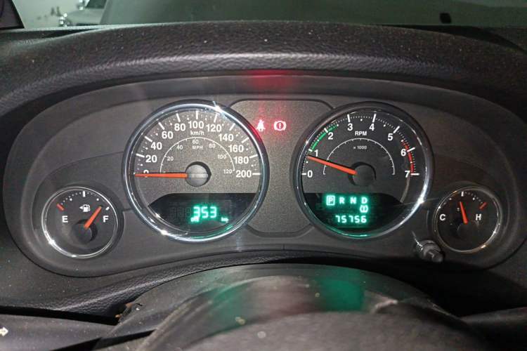 Used Jeep Wrangler 2011 3.8L Rubicon two-door version Instrument Cluster
