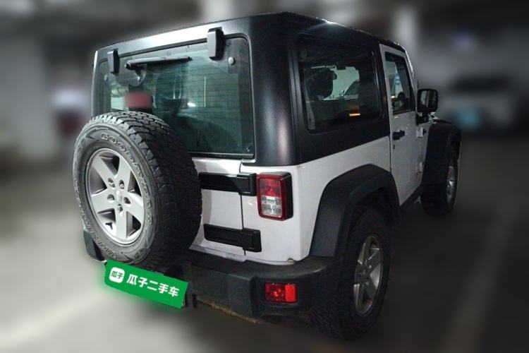 Used Jeep Wrangler 2011 3.8L Rubicon two-door version Rear Right 45 Deg