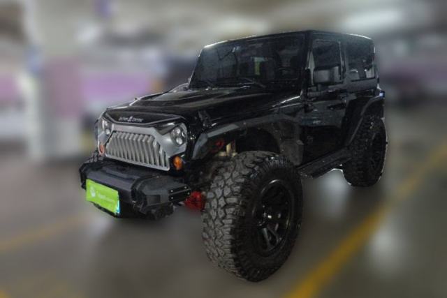 Used Jeep Wrangler 2012 3.6L Sahara two-door version