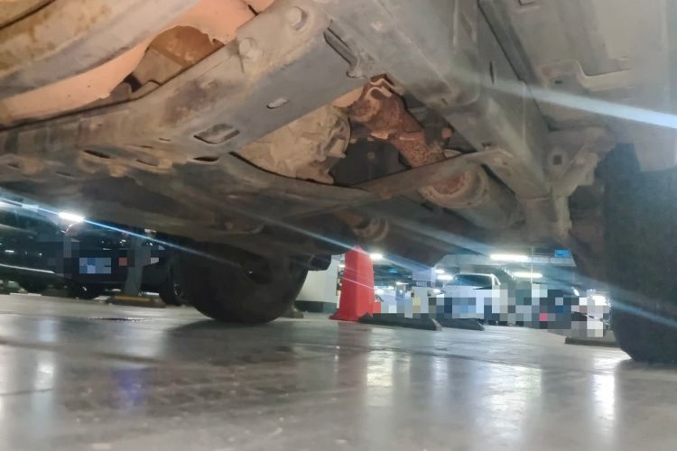 Used Jeep Wrangler 2012 3.6L Sahara two-door version Chassis Front Left