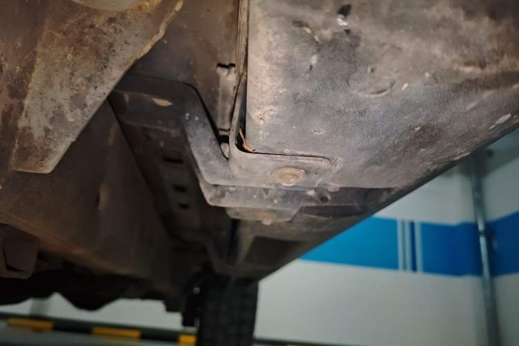 Used Jeep Wrangler 2012 3.6L Sahara Four-Door Edition Chassis Front Left