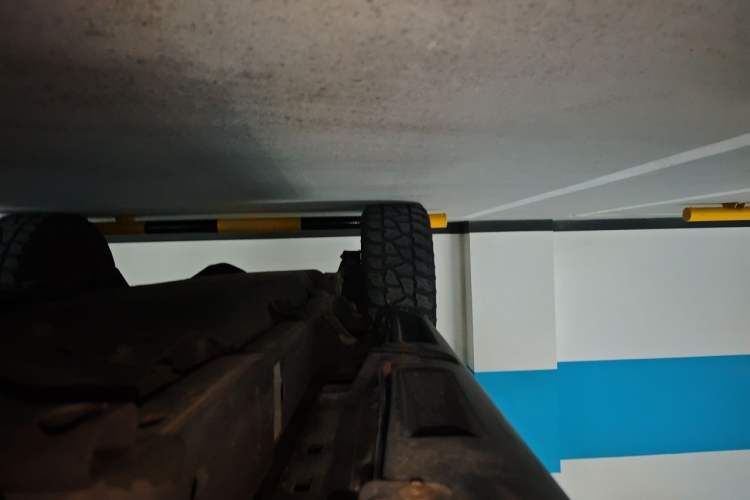 Used Jeep Wrangler 2012 3.6L Sahara Four-Door Edition Chassis Front Right