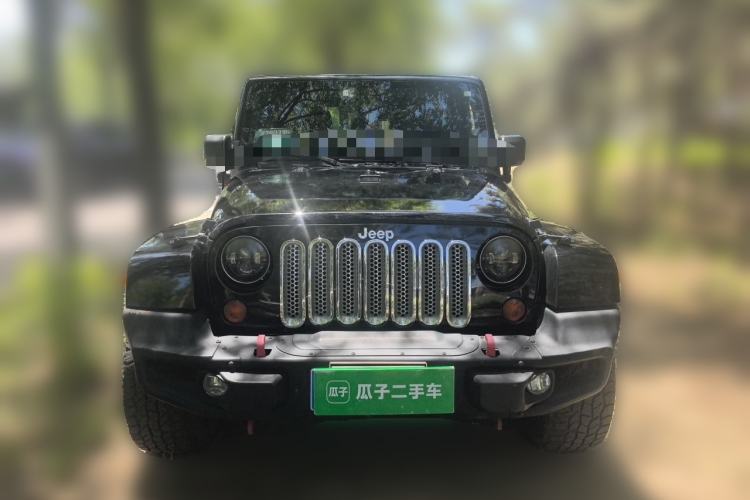 Used Jeep Wrangler 2012 3.6L Sahara Four-Door Edition Front