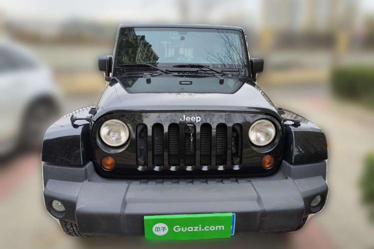 Used Jeep Wrangler 2012 3.6L Sahara Four-Door Edition Front