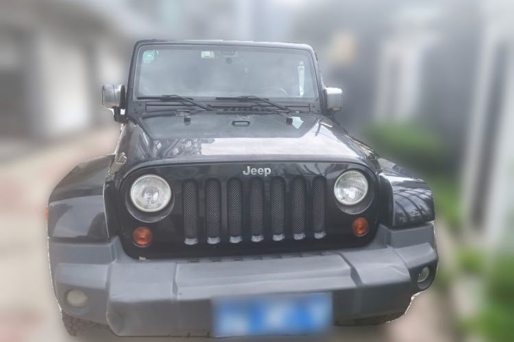 Used Jeep Wrangler 2012 3.6L Rubicon two-door model Front
