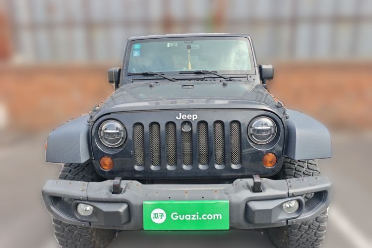 Used Jeep Wrangler 2012 3.6L Sahara two-door version Front