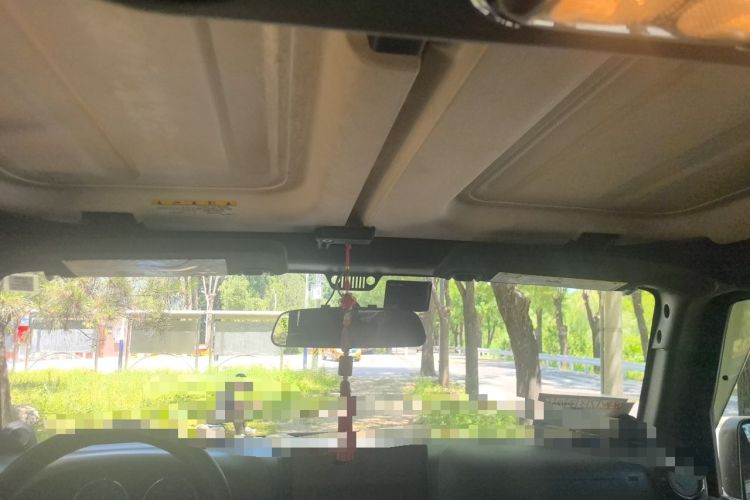 Used Jeep Wrangler 2012 3.6L Sahara Four-Door Edition Headliner
