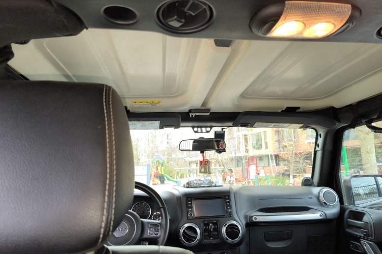 Used Jeep Wrangler 2012 3.6L Sahara Four-Door Edition Headliner