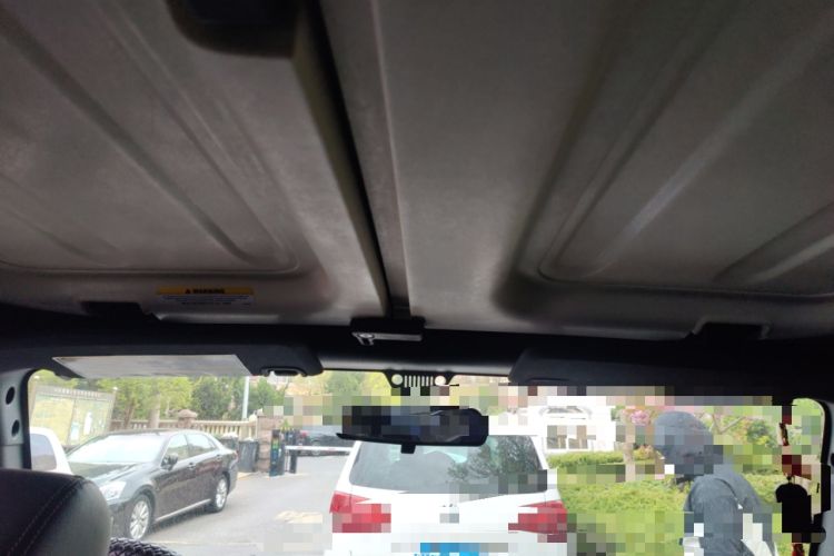 Used Jeep Wrangler 2012 3.6L Sahara two-door version Headliner