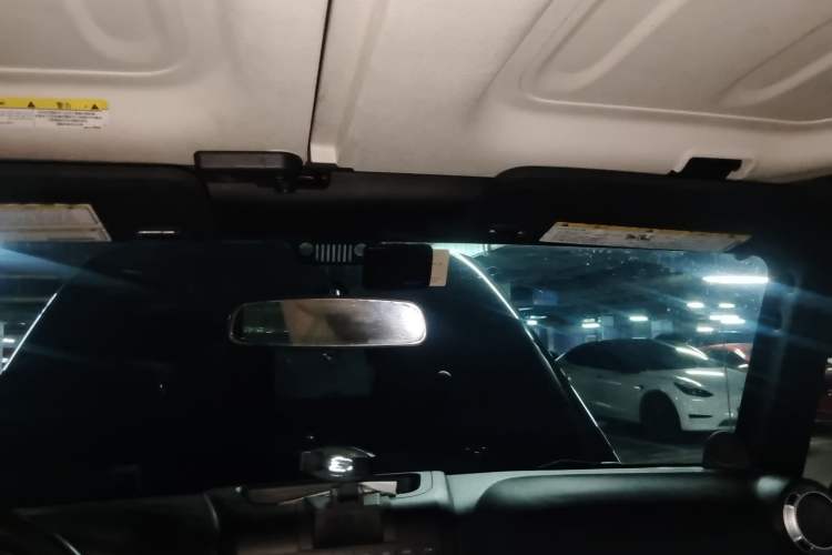 Used Jeep Wrangler 2012 3.6L Sahara two-door version Headliner