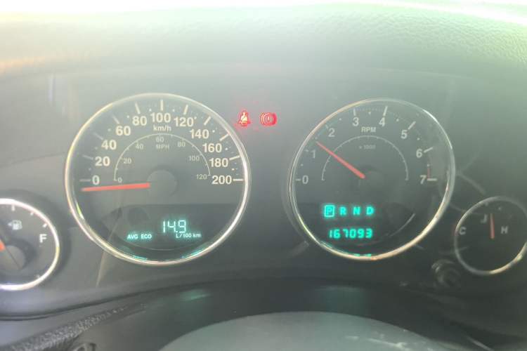 Used Jeep Wrangler 2012 3.6L Sahara Four-Door Edition Instrument Cluster