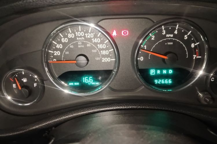 Used Jeep Wrangler 2012 3.6L Sahara two-door version Instrument Cluster
