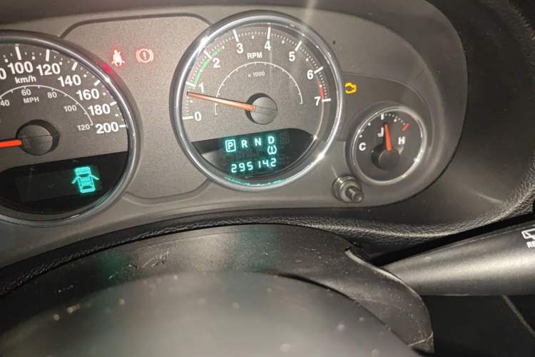 Used Jeep Wrangler 2012 3.6L Four-Door Dream Ten Collector's Edition Odometer Close Up
