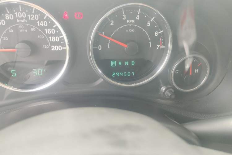 Used Jeep Wrangler 2012 3.6L Rubicon Four-Door Edition Odometer Close Up
