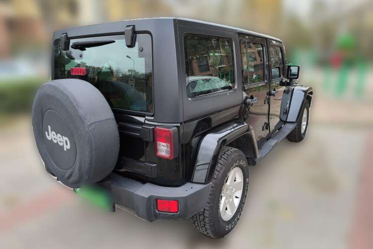 Used Jeep Wrangler 2012 3.6L Sahara Four-Door Edition Rear Right 45 Deg