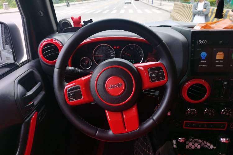 Used Jeep Wrangler 2012 3.6L Sahara Four-Door Edition Steering Wheel