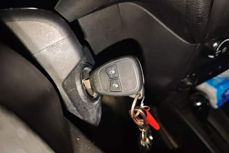Used Jeep Wrangler 2012 3.6L Sahara Four-Door Edition Vehicle Key