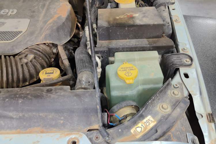 Used Jeep Wrangler 2012 3.6L Sahara Polar Edition Engine Bay Left