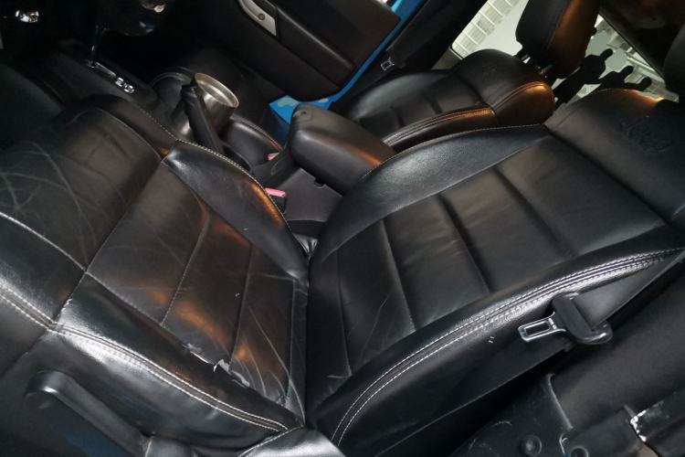 Used Jeep Wrangler 2012 3.6L Sahara two-door version Left Front Seat