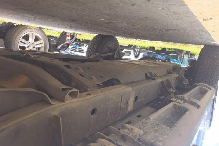 Used Jeep Wrangler 2012 3.6L Sahara Four-Door Edition Chassis Front Right