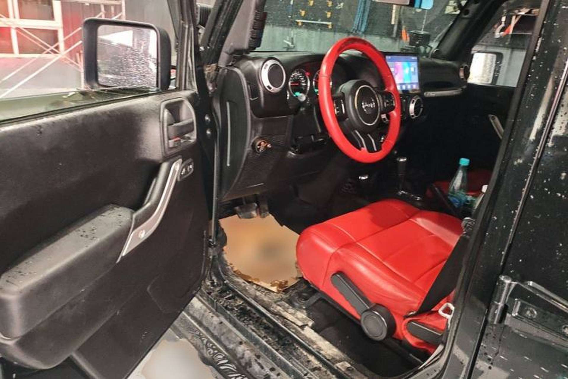 Used Jeep Wrangler 2012 3.6L Sahara Four-Door Edition Driver Seat