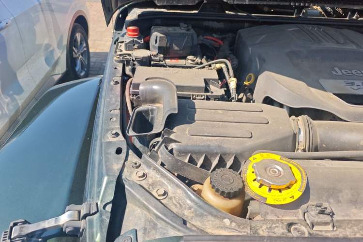Used Jeep Wrangler 2012 3.6L Sahara two-door version Engine Bay Right