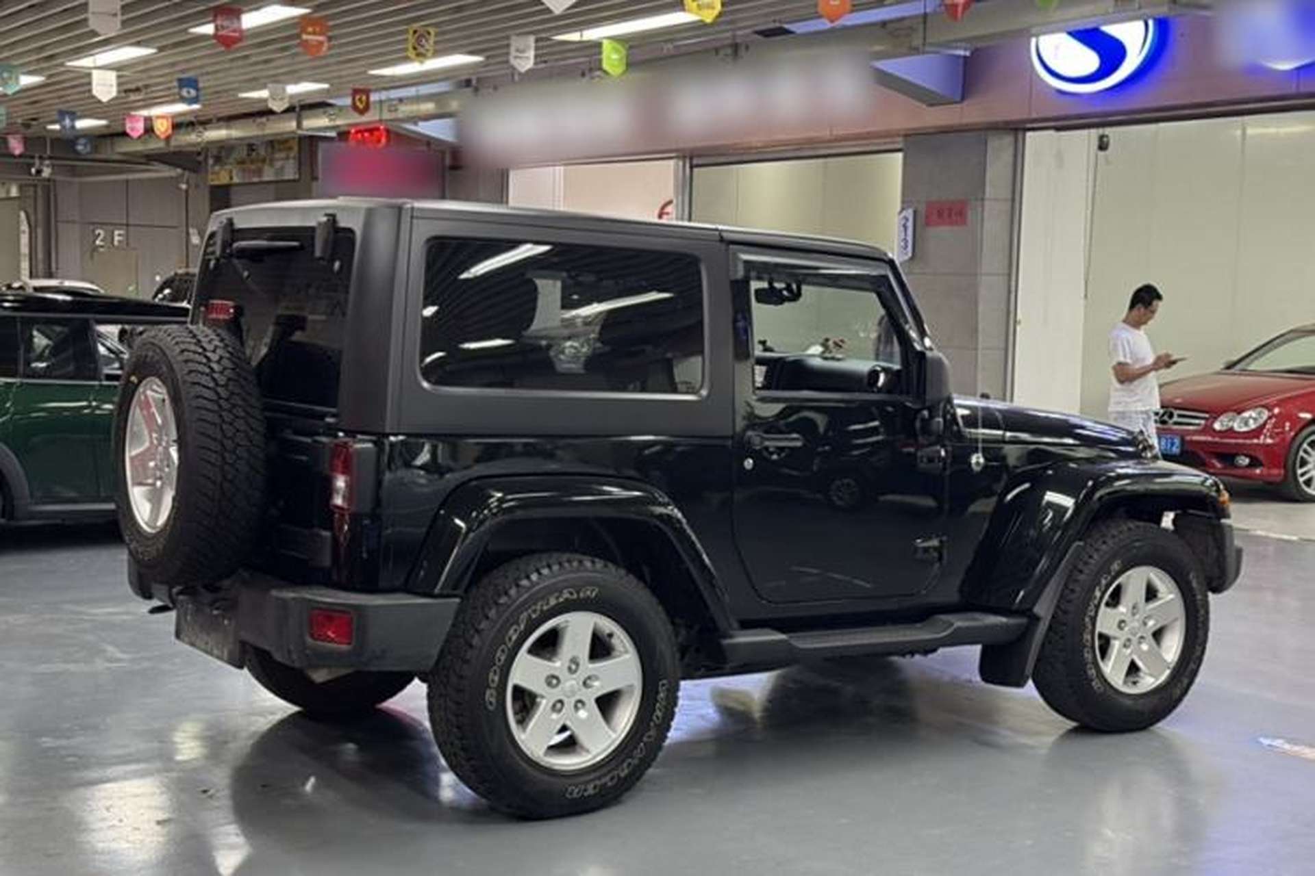 Used Jeep Wrangler 2012 3.6L Sahara two-door version Exterior 1
