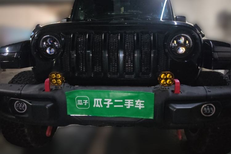 Used Jeep Wrangler 2012 3.6L Sahara Four-Door Edition Front