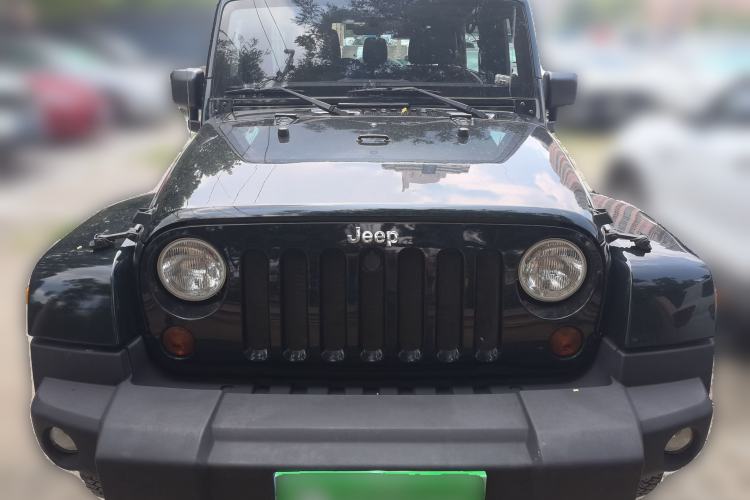 Used Jeep Wrangler 2012 3.6L Sahara Four-Door Edition Front