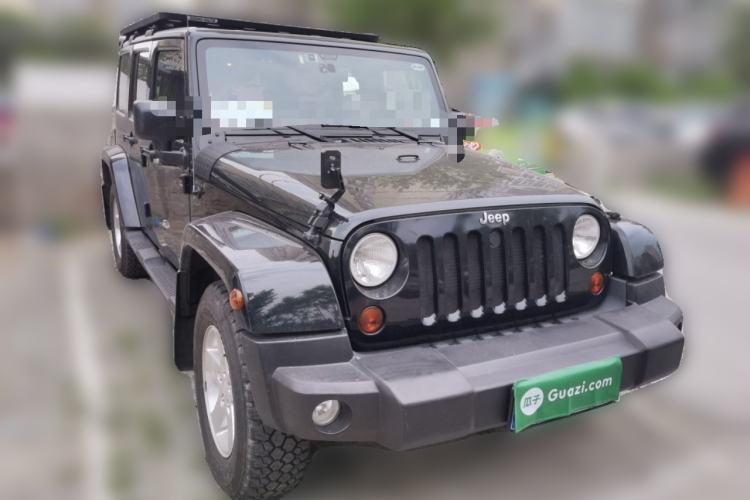 Used Jeep Wrangler 2012 3.6L Sahara Four-Door Edition Front Right 45 Deg