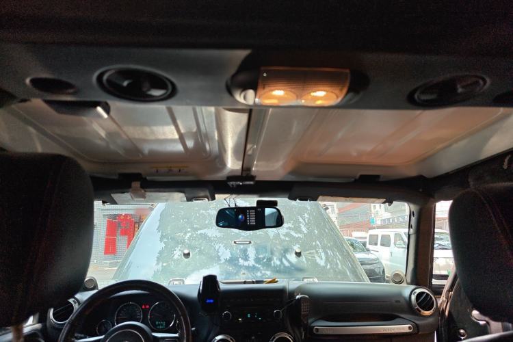 Used Jeep Wrangler 2012 3.6L Rubicon Four-Door Edition Headliner