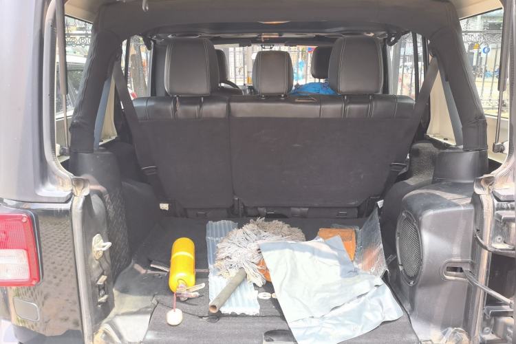 Used Jeep Wrangler 2012 3.6L Sahara Four-Door Edition Trunk