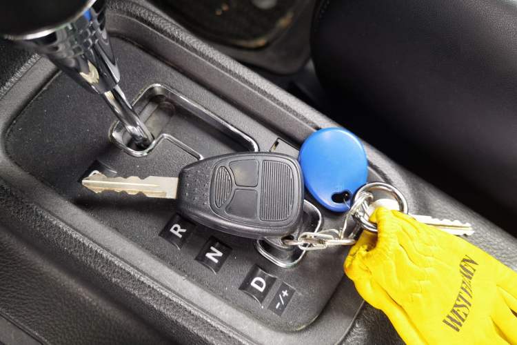 Used Jeep Wrangler 2012 3.6L Sahara Four-Door Edition Vehicle Key