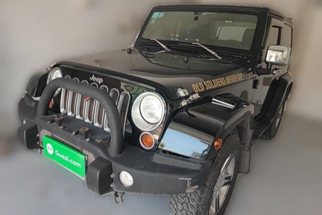 Used Jeep Wrangler 2012 3.6L Sahara two-door version