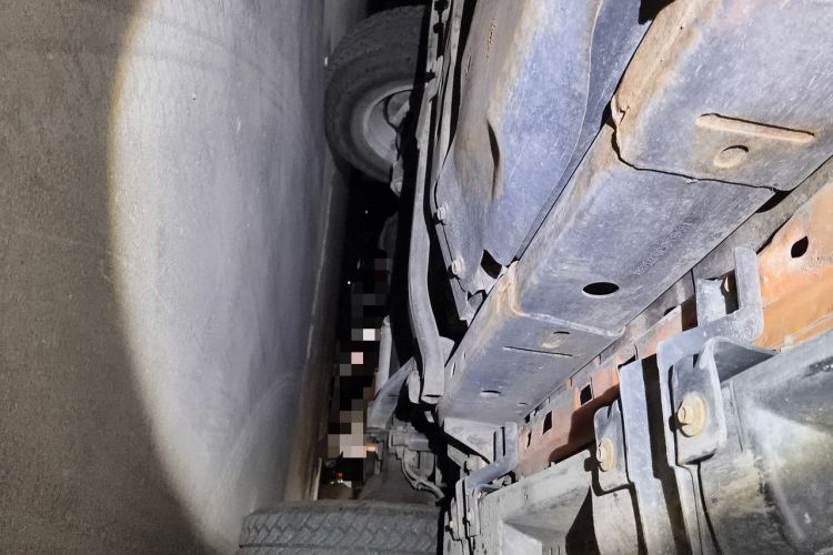 Used Jeep Wrangler 2012 3.6L Sahara two-door version Chassis Rear Right