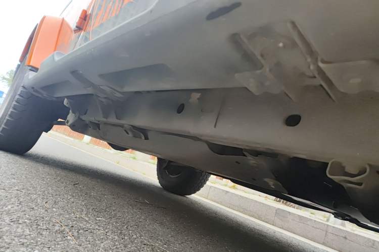 Used Jeep Wrangler 2012 3.6L Sahara Four-Door Edition Chassis Front Right