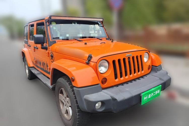 Used Jeep Wrangler 2012 3.6L Sahara Four-Door Edition Front Right 45 Deg