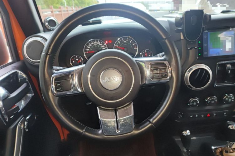 Used Jeep Wrangler 2012 3.6L Sahara Four-Door Edition Steering Wheel
