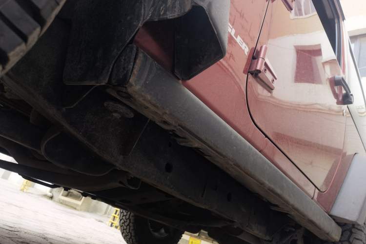 Used Jeep Wrangler 2012 3.6L Rubicon two-door model Chassis Front Left