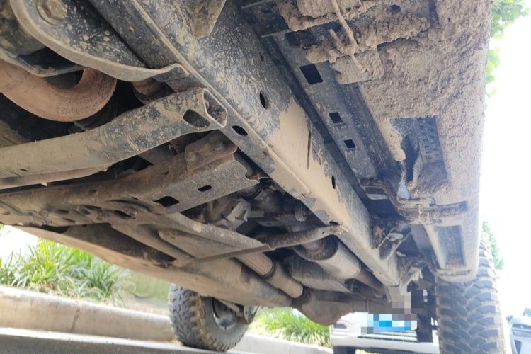 Used Jeep Wrangler 2012 3.6L Sahara Four-Door Edition Chassis Front Left