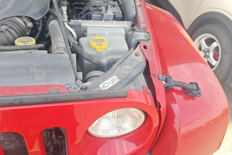 Used Jeep Wrangler 2012 3.6L Sahara two-door version Engine Bay Left