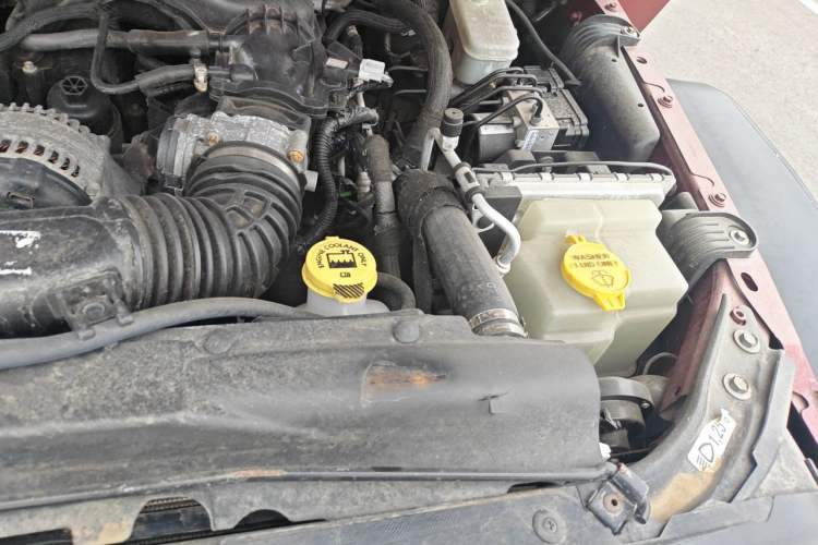 Used Jeep Wrangler 2012 3.6L Sahara Four-Door Edition Engine Bay Left