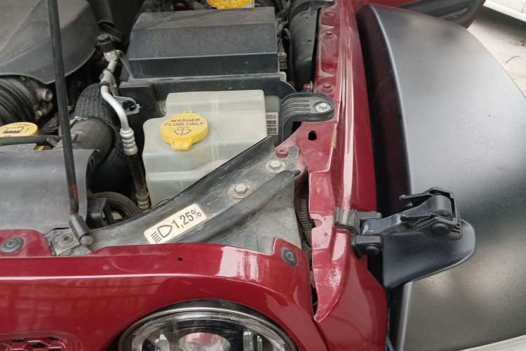 Used Jeep Wrangler 2012 3.6L Sahara Four-Door Edition Engine Bay Left