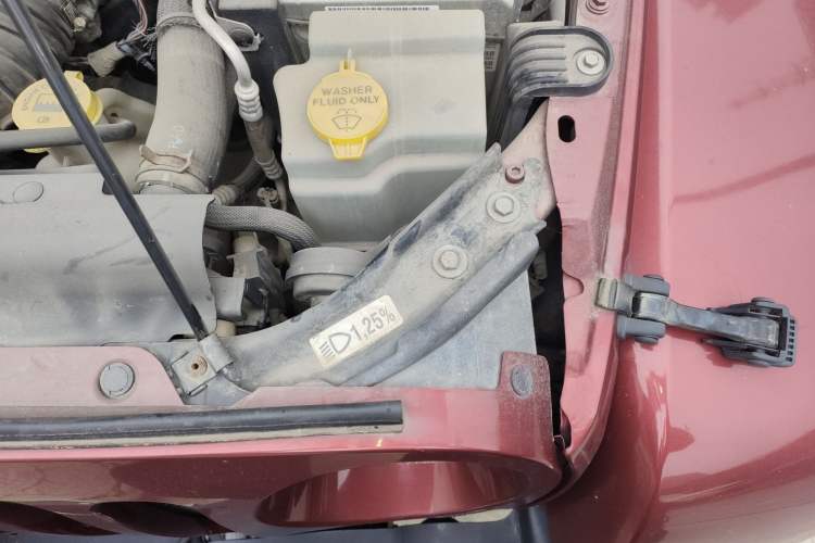 Used Jeep Wrangler 2012 3.6L Sahara Four-Door Edition Engine Bay Left
